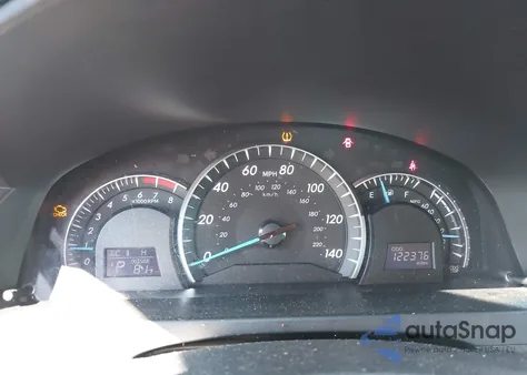 2012 Toyota Camry Le z USA, uszkodzony, nr VIN 4T4BF1FK8CR207675